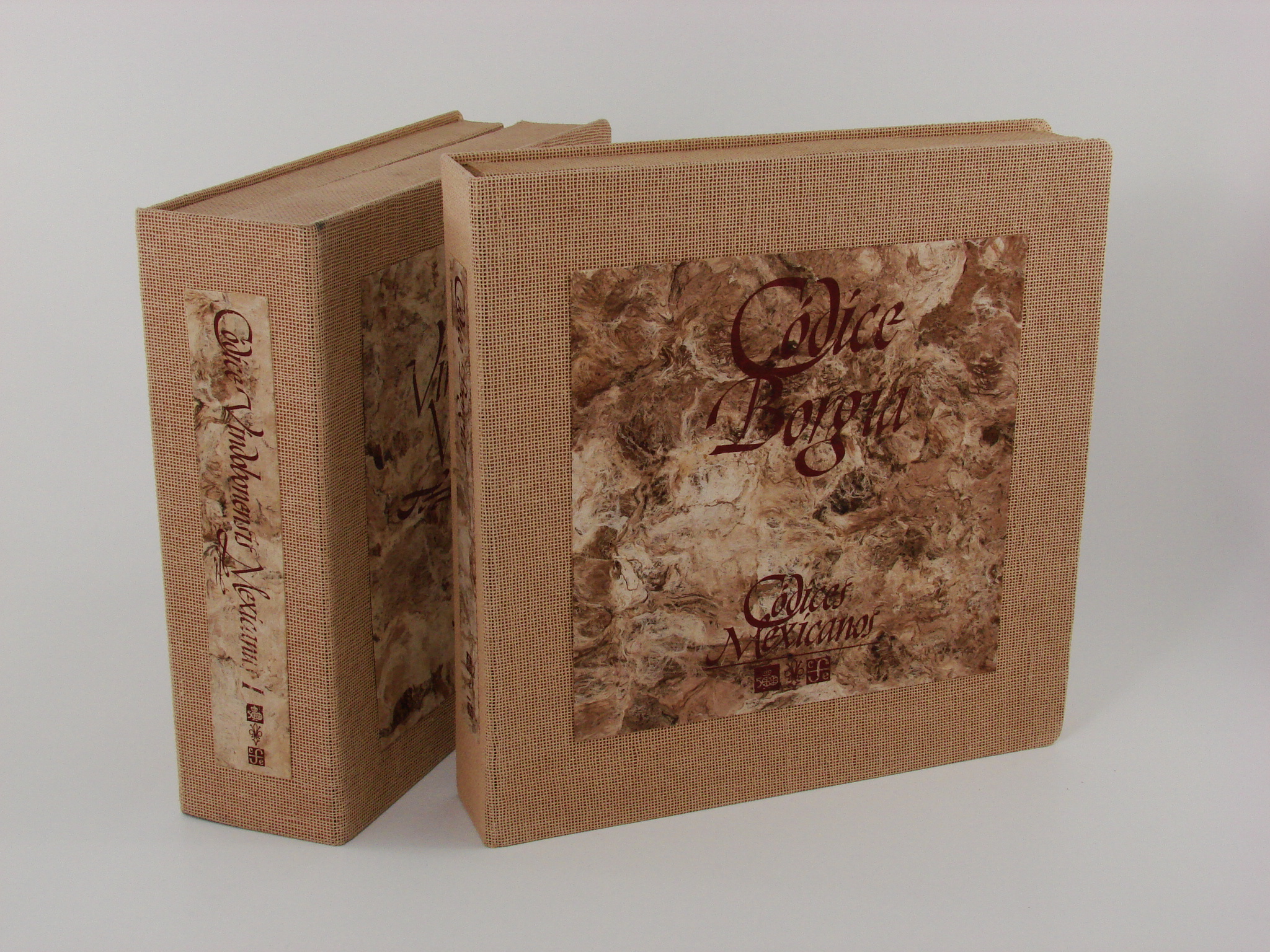 Estuches en tela de yute y papel amate